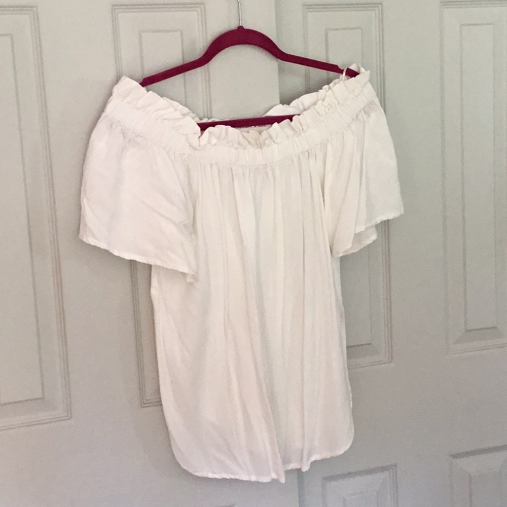Off the shoulders cotton top. XL